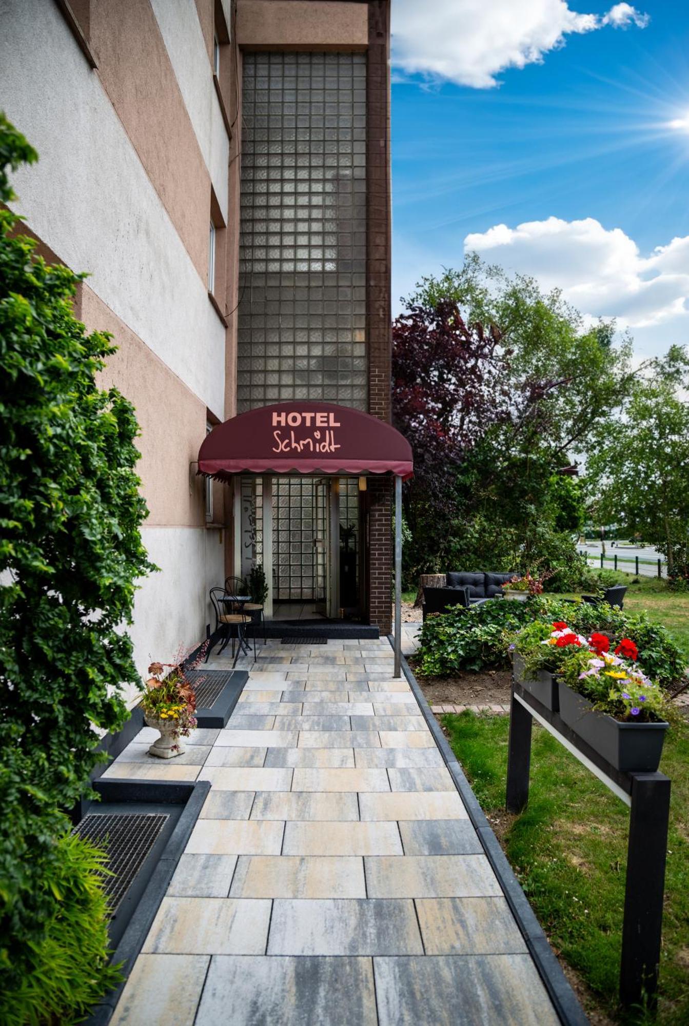 Hotel Schmidt Garni Есен Екстериор снимка