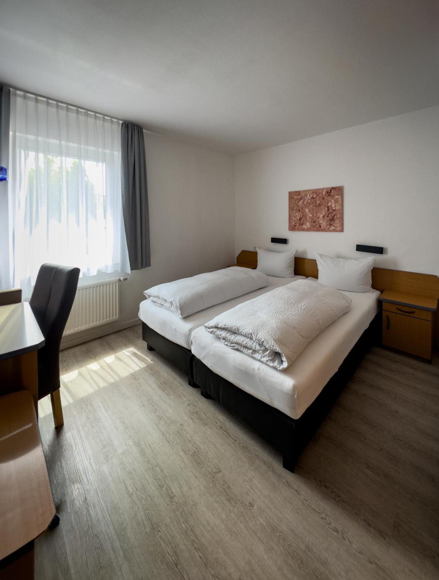 Hotel Schmidt Garni Есен Екстериор снимка