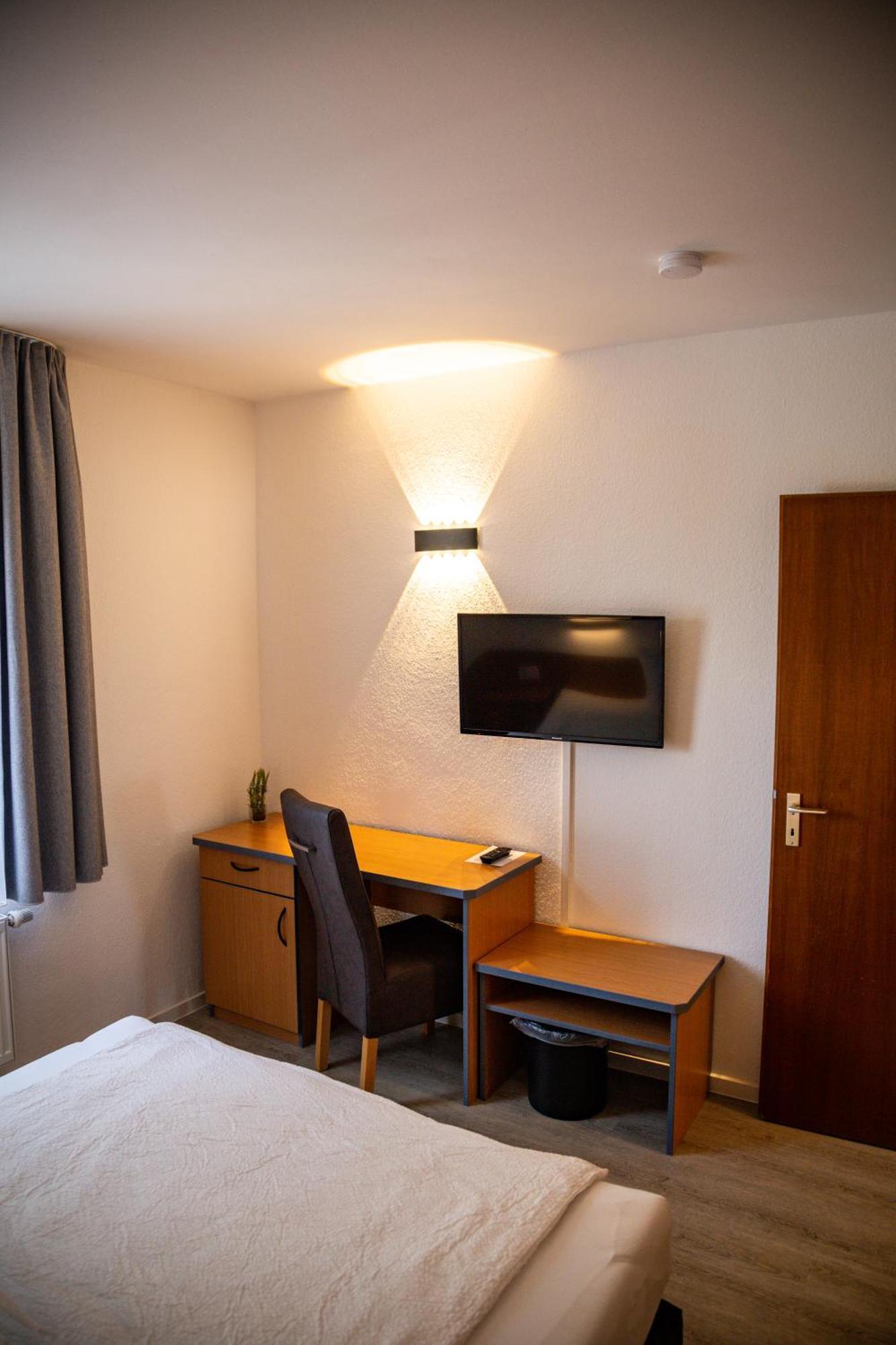 Hotel Schmidt Garni Есен Екстериор снимка