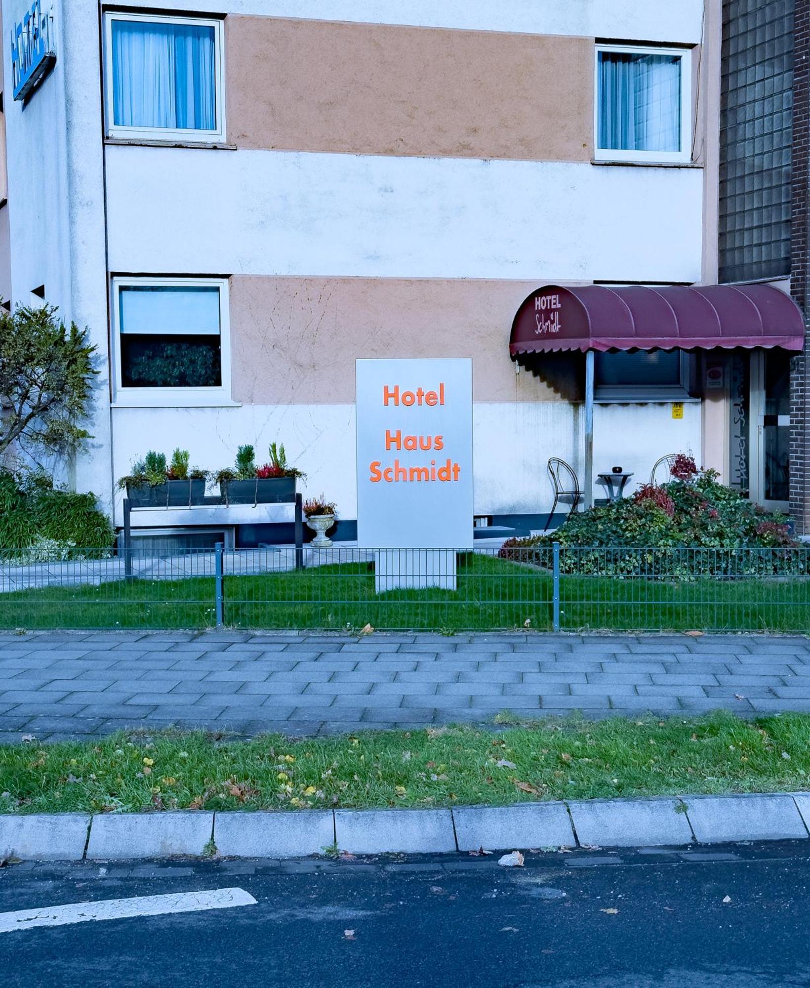 Hotel Schmidt Garni Есен Екстериор снимка